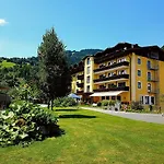 Pinzgauerhof By Alpeffect 3*