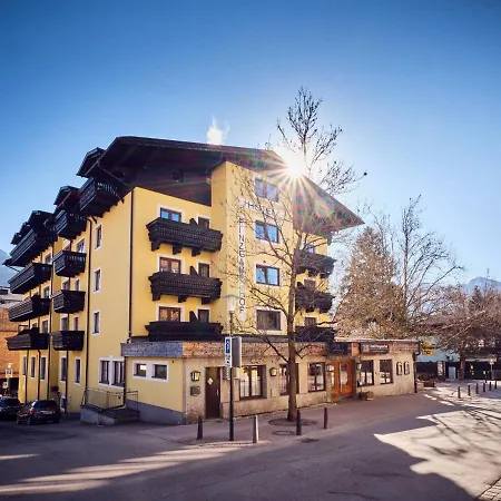 Pinzgauerhof By Alpeffect Hotel 3*