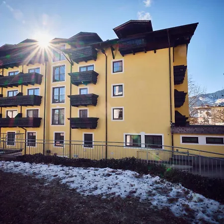 Pinzgauerhof By Alpeffect Hotel Zell am See