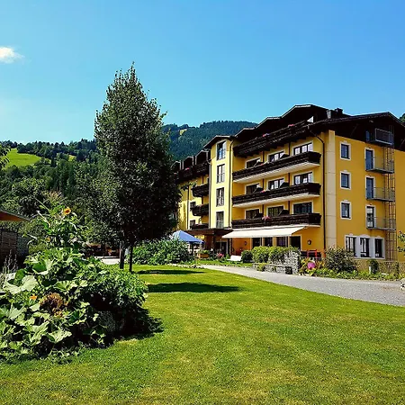 Pinzgauerhof By Alpeffect 3*