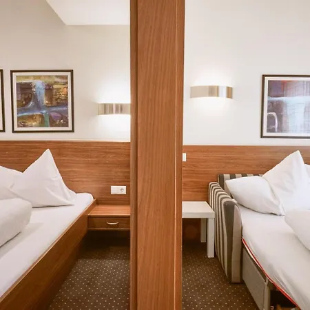 Pinzgauerhof By Alpeffect Hotel 3*