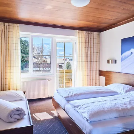 Pinzgauerhof By Alpeffect 3* Zell am See